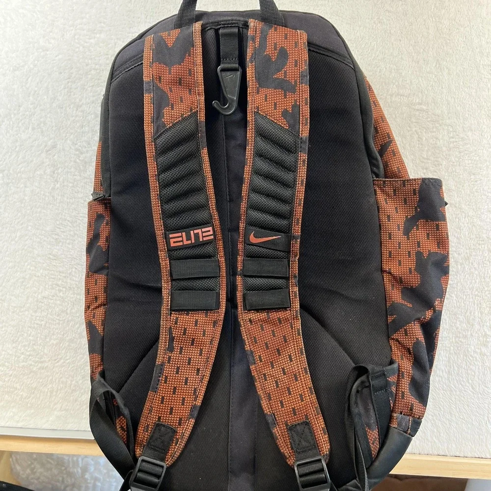 Nike orange camo